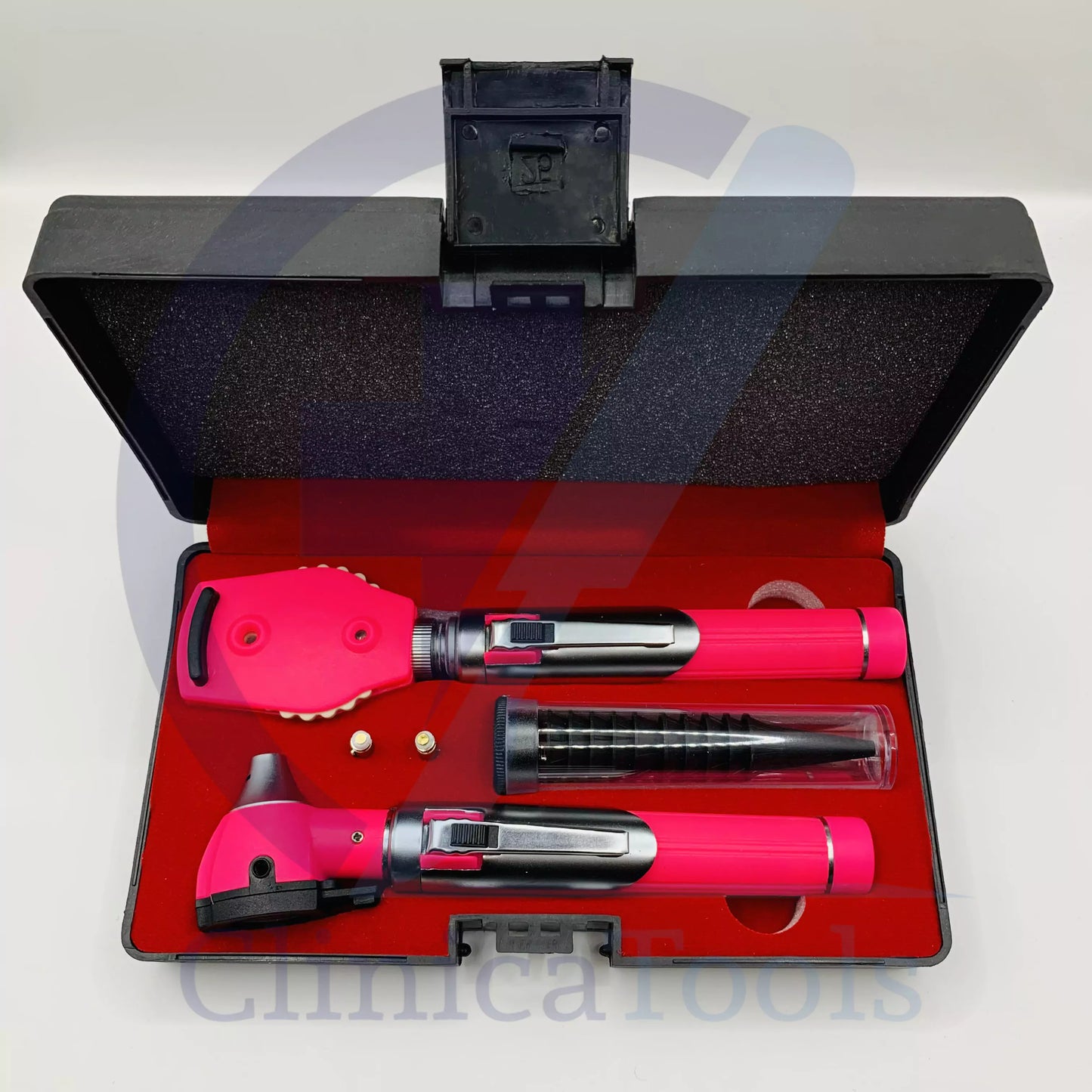 Close-up of fiber optic otoscope and ophthalmoscope heads